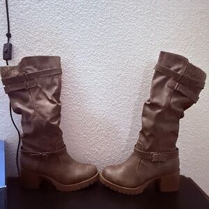 Jellypop Knee-High Boots W8 Mushroom color Brand New Never Worn